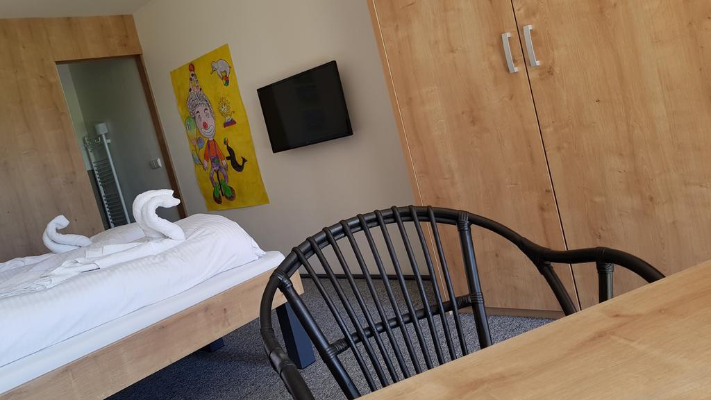 Ydykseb Hotel Frydlant nad Ostravici Luaran gambar
